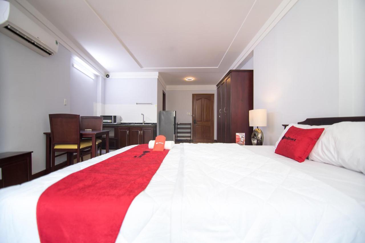 Reddoorz Near Hoa Lu Stadium TP. Hồ Chí Minh
